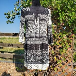 TIMING White and Black Floral Boho Lace Up Mini Dress Size Large